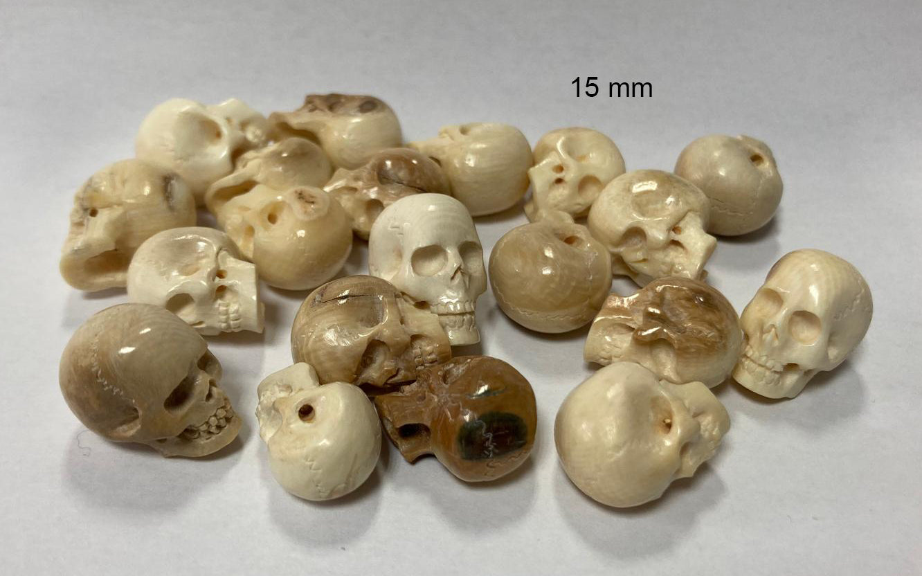 Teschio intagliato in mammut